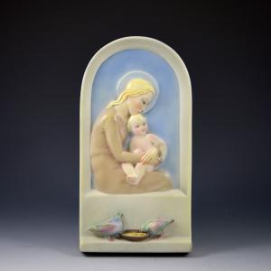 Madonnentafel mit Tauben